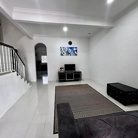Dh Homestay Σουνγκάϊ Πετάνι Εξωτερικό φωτογραφία